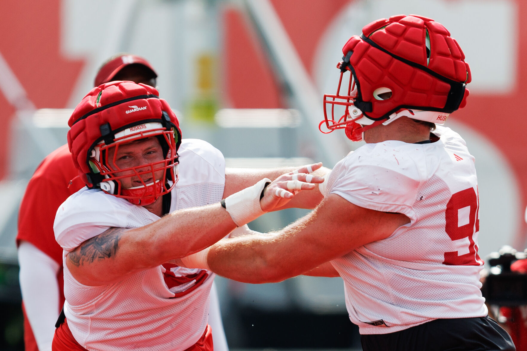 081225-owh-spo-huskerfb-02.JPG